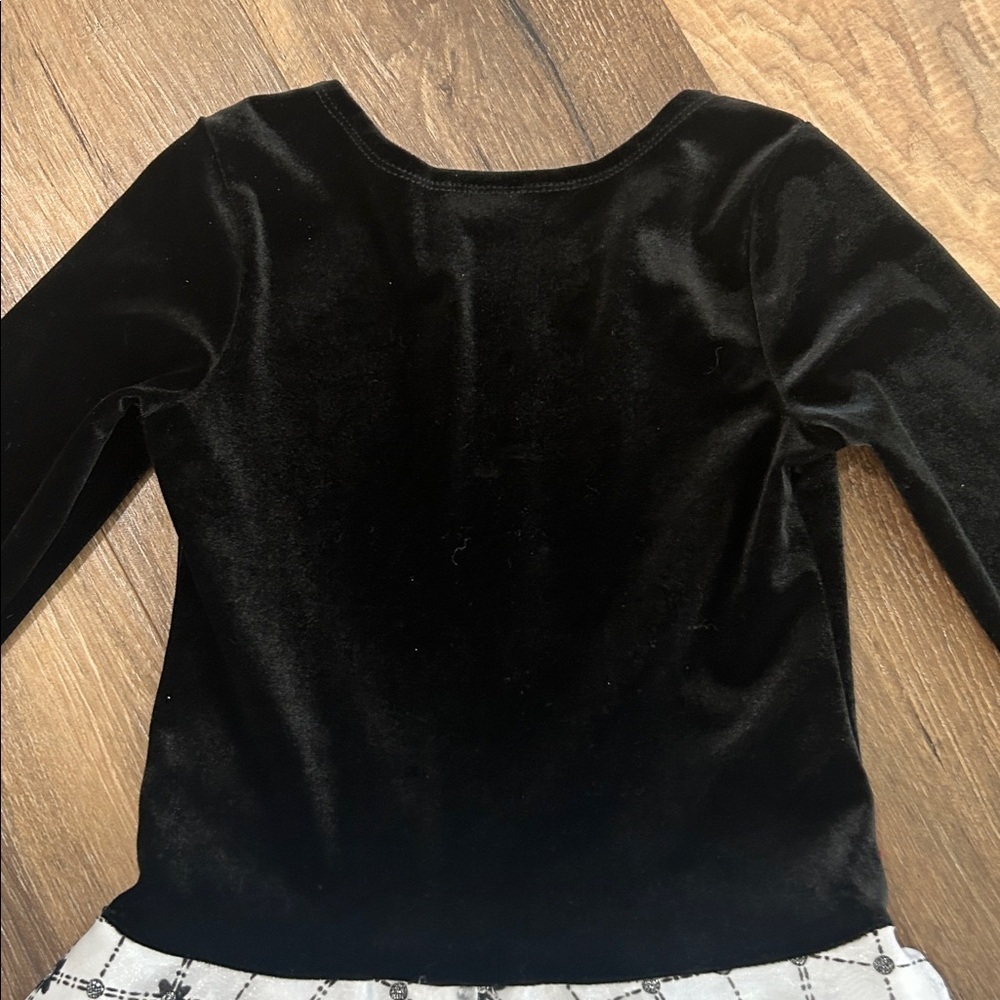 Bonnie Jean Girls Christmas Winter Dress. Size 5 velvet black upper with red bow - Picture 8 of 12
